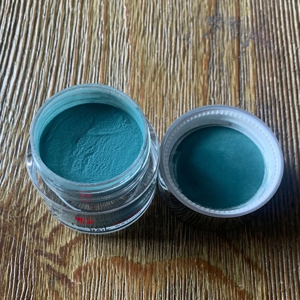 Revel Nail Dip Powder Pine .5 oz jar